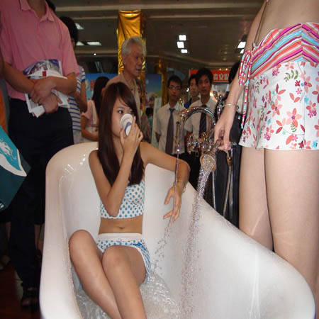 waterzuivering-reclame-sexy-china-1
