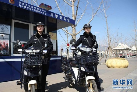 politie-vrouwen-motor-1