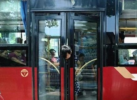 vrouw-bus-china-2
