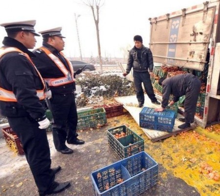 Freak Accident: Egg-truck Crashes in China